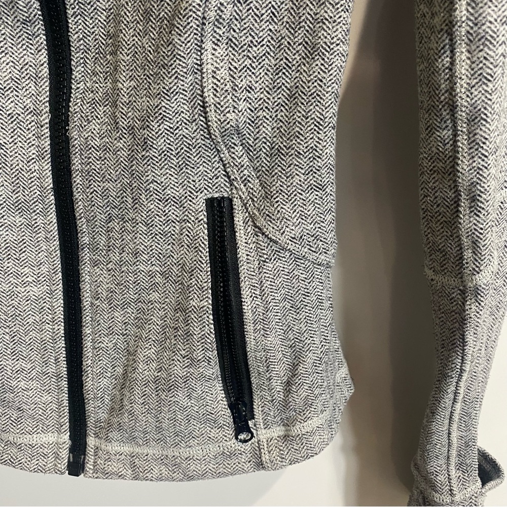 Lululemon Forme Jacket II Textured - Picture 5 of 7